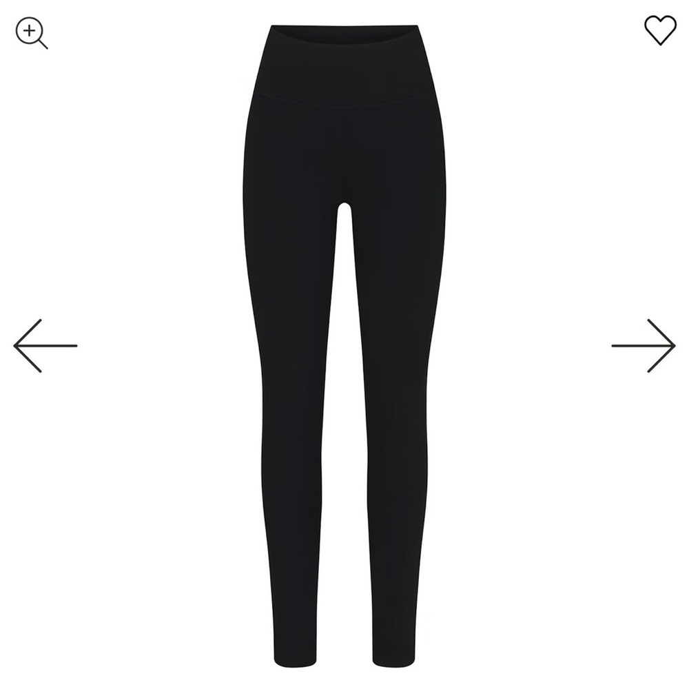 NWT | SKIMS Outdoor High-Waisted Banded Legging | Women’s Small | Onyx Black - Picture 2 of 10